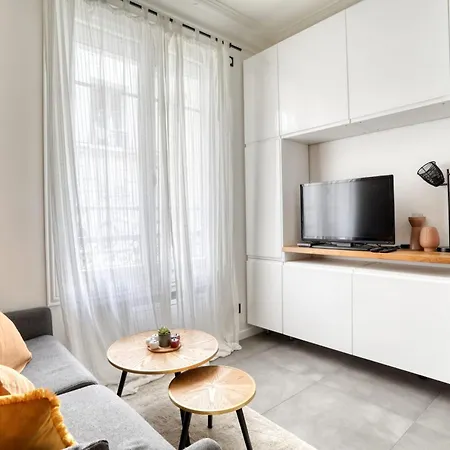Apartament Tour Eiffel Trocadero 2pers Wifi